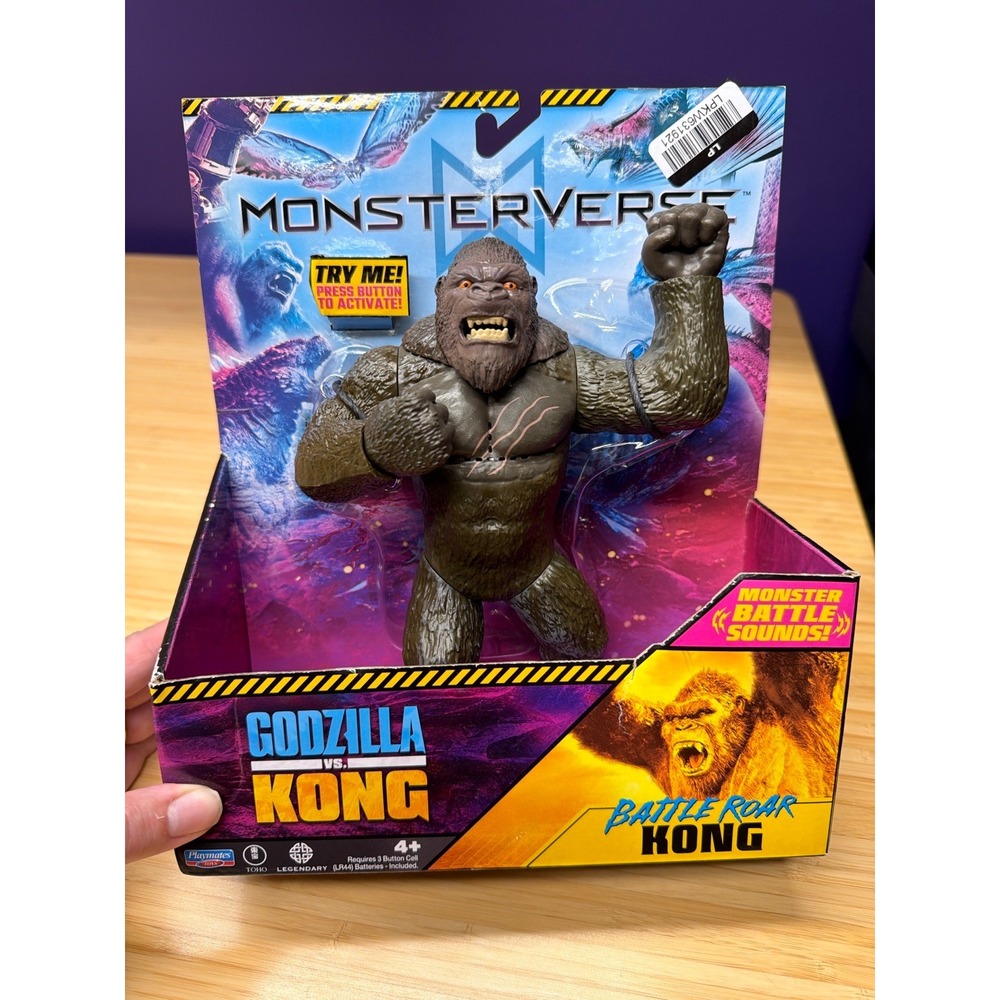 Godzilla vs Kong Battle Roar Kong Figure MonsterVerse Playmates NIB Works